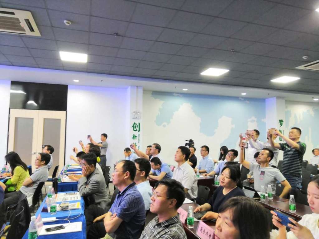 D:\我的文档\My Documents\WeChat Files\yuwenxin123\FileStorage\Temp\a69a81e538e61ce9312c869f0939c316