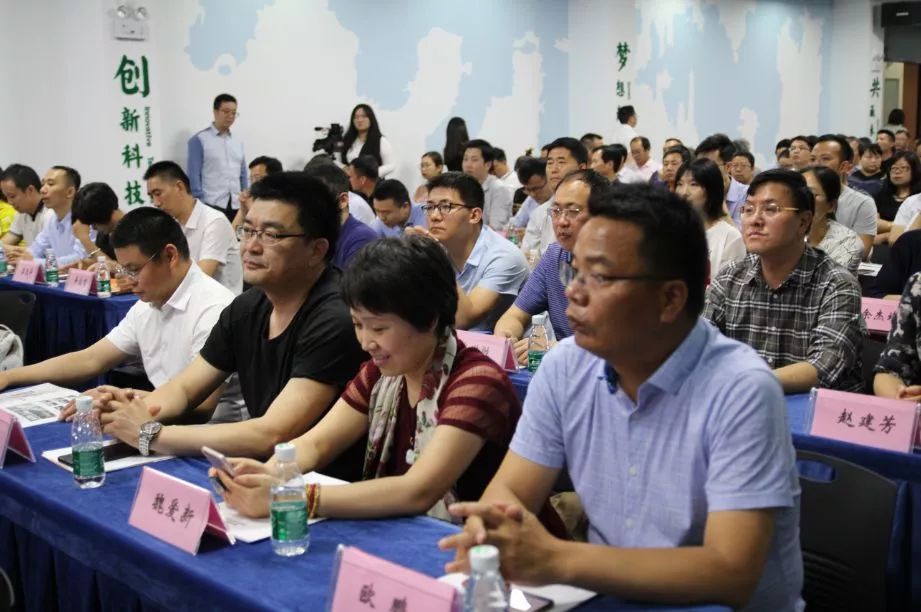D:\我的文档\My Documents\WeChat Files\yuwenxin123\FileStorage\Temp\36d8a65050bd50d840edd7606875b71a
