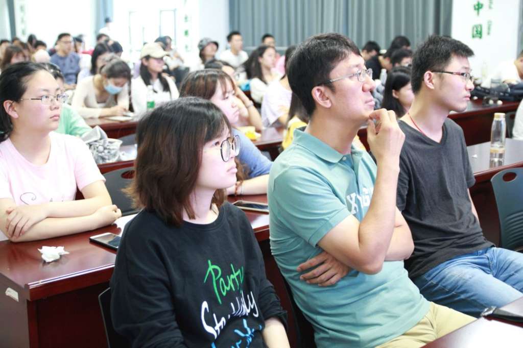 https://mmbiz.qpic.cn/mmbiz_png/e7kGhzpUvd8kQRCNDp2cWEicZ1OnxKZ4ibmVa26GOKIJonW5BribGragCMNhpbUlpbD9JxDWETwUqoYBvOicbQUhIw/640?wx_fmt=gif